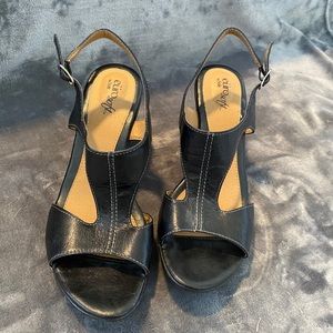 Sofft buckle strap shoes